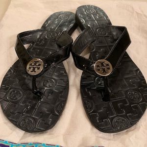 Tory Burch Thora Flip Flop Sandal size 7